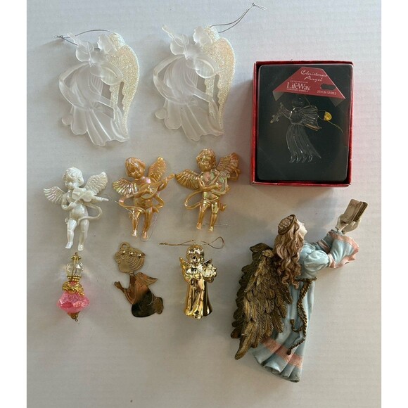 Lot of Angel Cherub Christmas Holiday Ornaments and Home Decor Wall Hanging - Picture 1 of 10